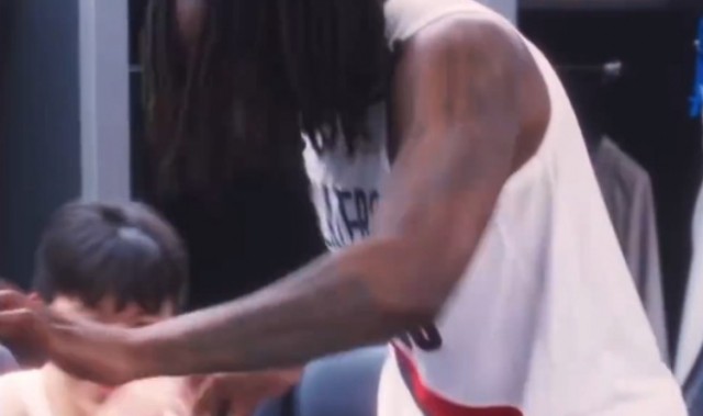 云开体育官网-暂列西部第八！罗威拉着杨瀚森在更衣室跳舞 庆祝胜利