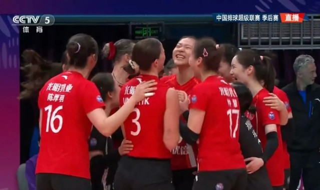 kaiyun-逆风翻盘显底蕴！上海3-1力克北京，双外援扛鼎，仲慧状态堪忧|沃隆科娃|范赖克|陈厚羽|董禹含|高意_新浪新闻